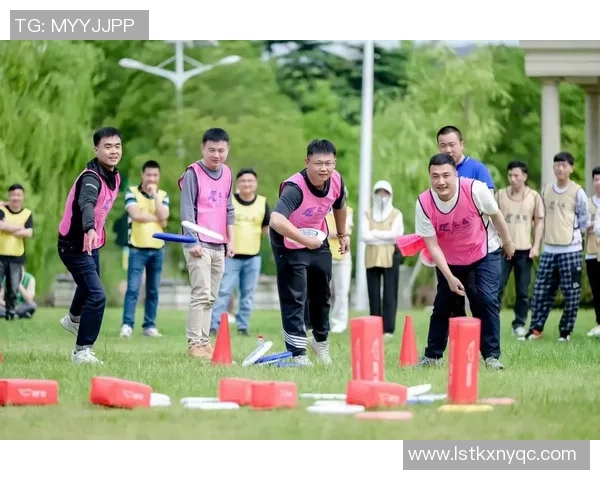 南京飞盘队的默契配合与战术分析探讨飞盘运动的团队协作之道