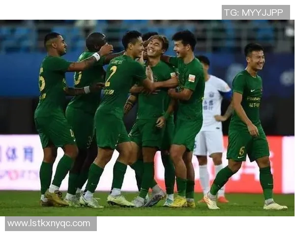 成都飞盘队与北京飞盘队赛后复盘分析比赛节奏与战术对抗