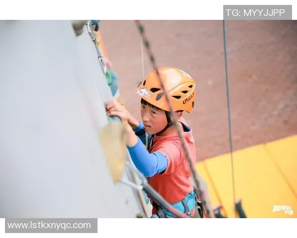 重庆攀岩队耐力训练的创新与挑战引发热议 重庆攀岩队耐力训练的创新与挑战引发热议