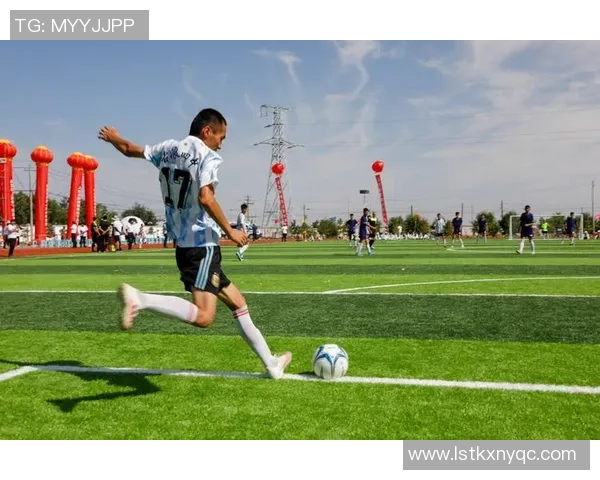 足球马致远:探索足球背后的激情与梦想,追寻运动员的奋斗与荣耀之路 足球马致远:探索足球背后的激情与梦想,追寻运动员的奋斗与荣耀之路